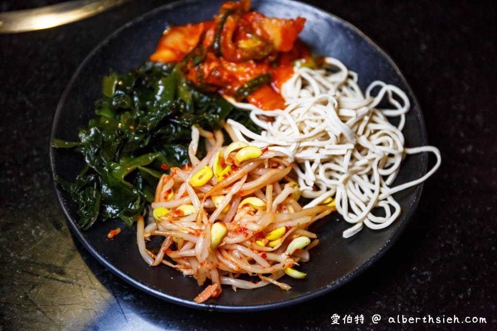 桃園豬對有燒烤吃到飽（一人只要299起，60種以上食材讓你吃粗飽，藝文特區內）