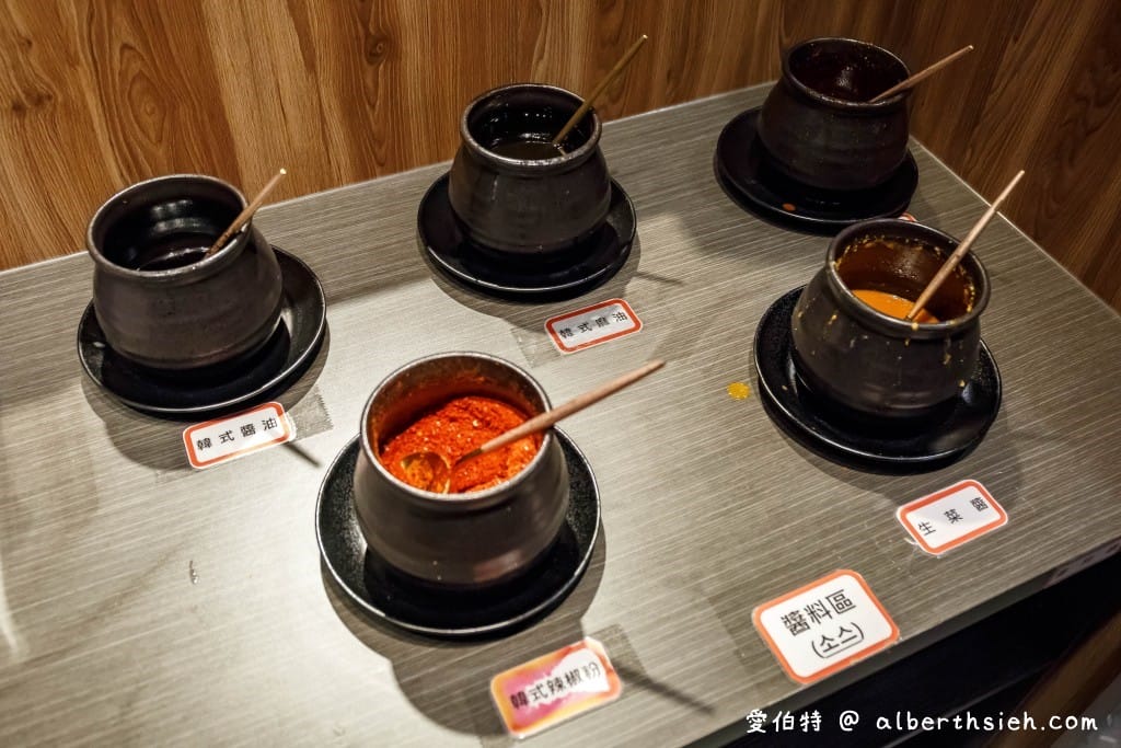 桃園豬對有燒烤吃到飽（一人只要299起，60種以上食材讓你吃粗飽，藝文特區內）
