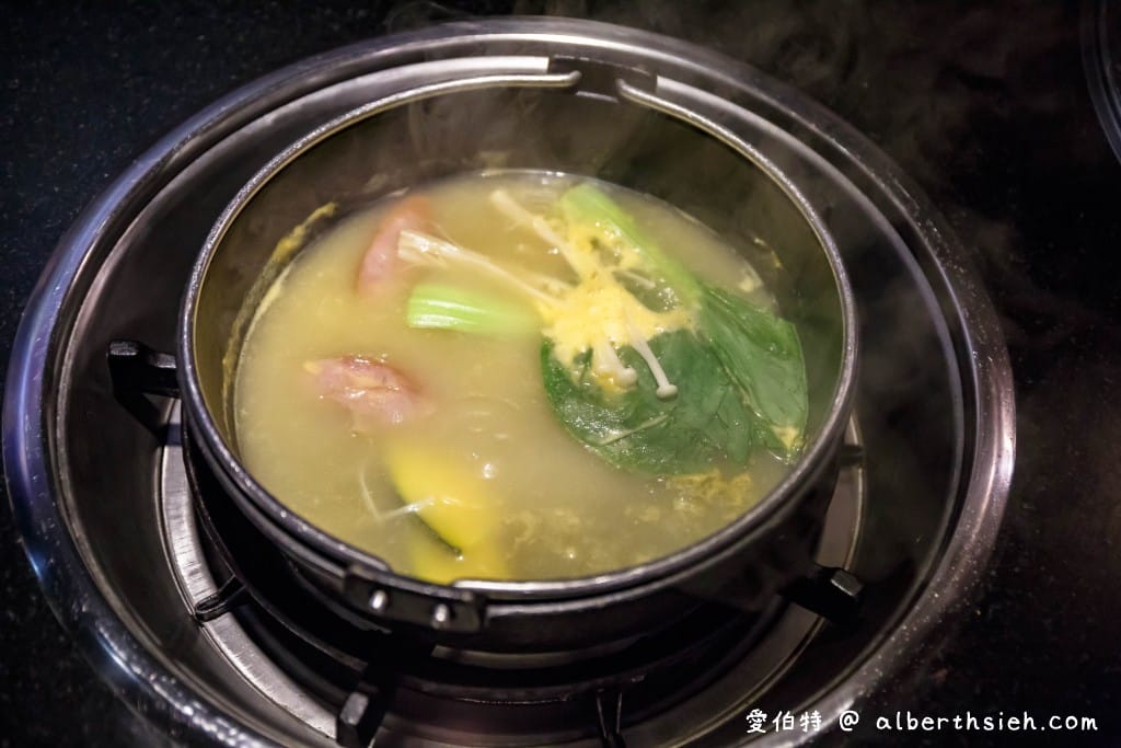 桃園豬對有燒烤吃到飽（一人只要299起，60種以上食材讓你吃粗飽，藝文特區內）