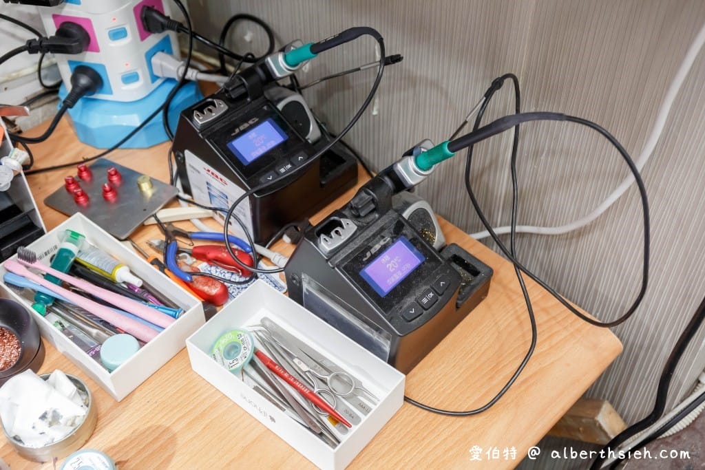 中壢手機維修推薦．Dr.Fix手機現場維修（手機主機板面對面維修，備有專業機器料件齊全）