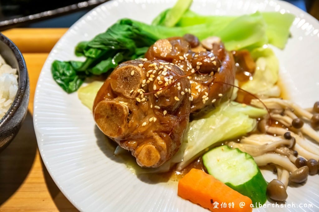 桃園大溪老街美食.灌園草堂十二茶屋(木頭建築環境清靜優美,富有禪意,餐點精緻味道佳) - 第21張圖 桃園大溪老街美食.灌園草堂十二茶屋(木頭建築環境清靜優美,富有禪意,餐點精緻味道佳)