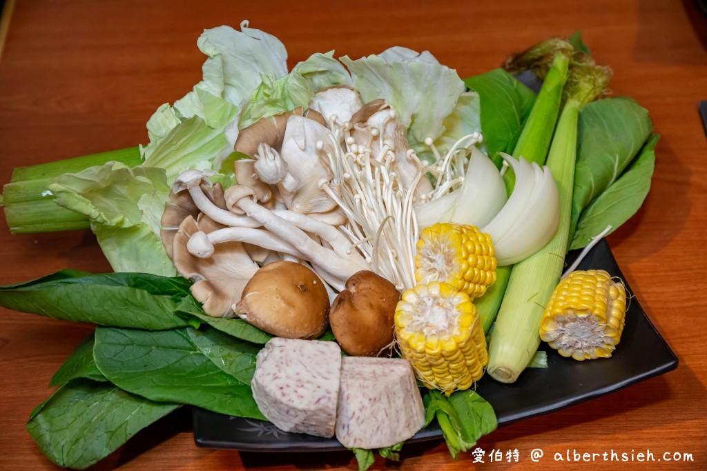 桃園燒烤吃到飽．鱻海鮮炭烤火鍋（鮮魚、生魚片、生食級天使紅蝦、牛排、飲品、海尼根通通無限享用） @愛伯特