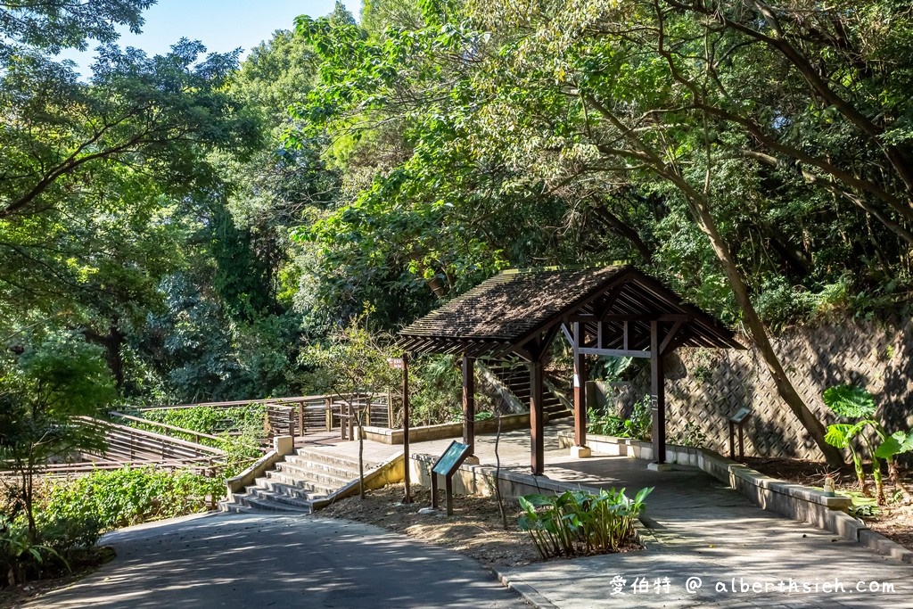 桃園神社(桃園忠烈祠)．桃園歷史景點（全台僅存最完整的日式神社，參道、鳥居、水手舍） @愛伯特