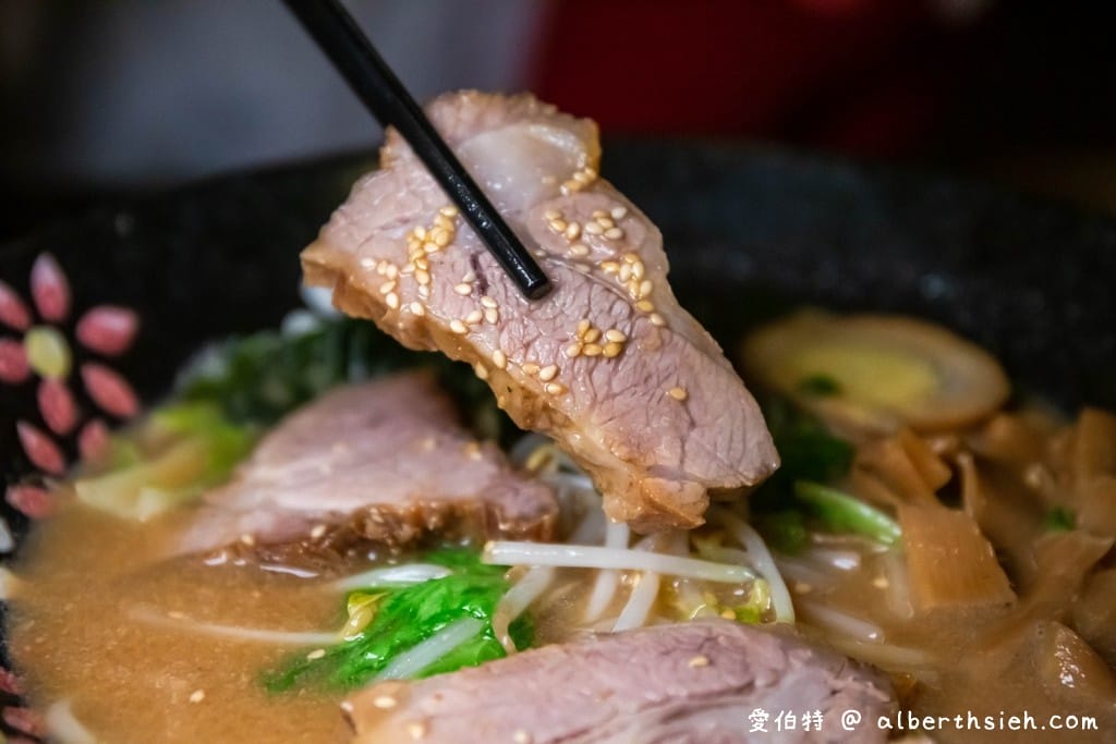 北投必吃美食．滿來溫泉拉麵（新北投捷運站旁，充滿日式懷舊風格，叉燒肉好吃）