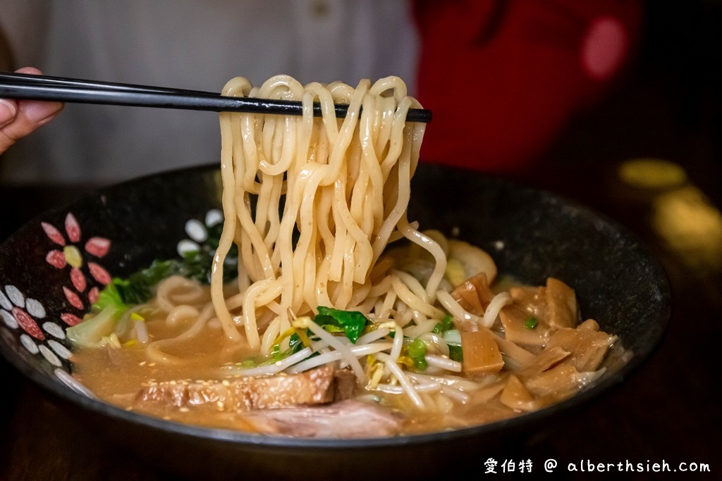 北投必吃美食．滿來溫泉拉麵（新北投捷運站旁，充滿日式懷舊風格，叉燒肉好吃） @愛伯特