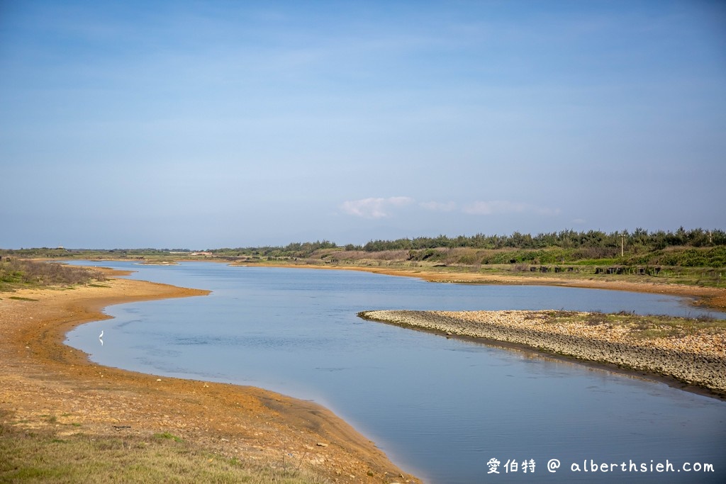 許厝港濕地，桃園大園景點（北台灣最大的海岸濕地，候鳥過冬棲息地，絕佳賞鳥地點） @愛伯特