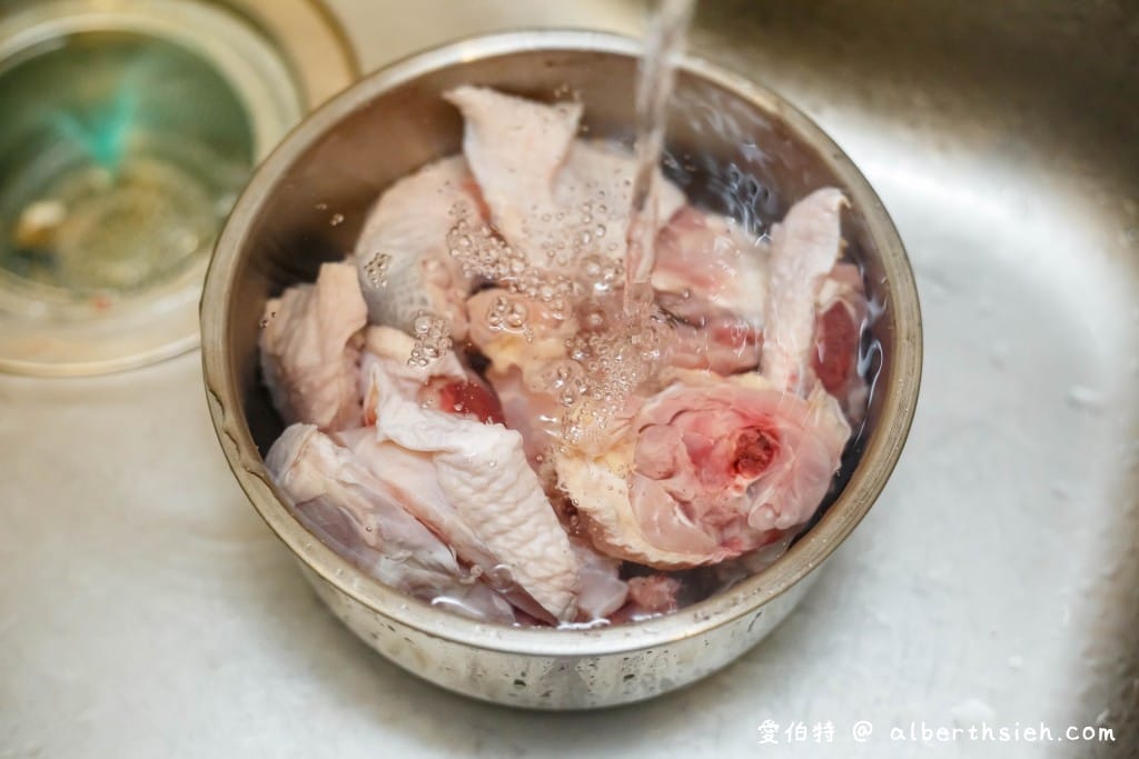 剝皮辣椒雞湯．食譜（微辣中帶點香甜回甘，超開胃）