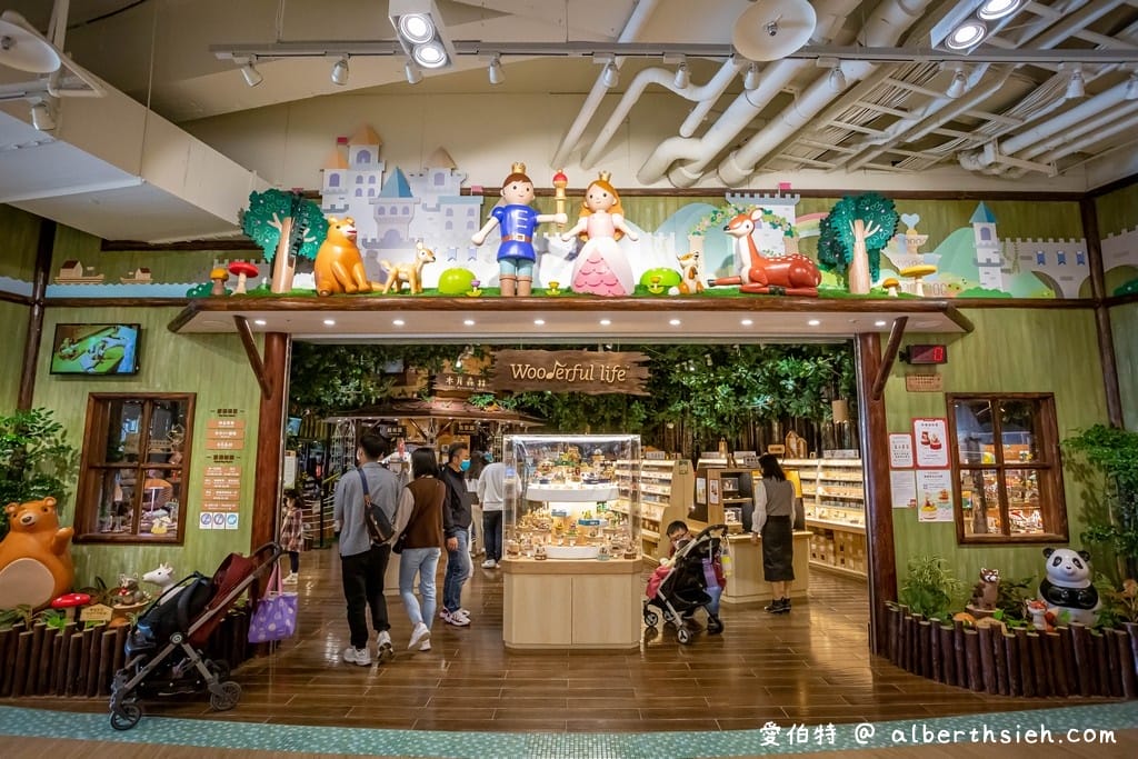 后里麗寶outlet二期．台中OUTLET（義大利異國風情，星巴克鐘樓，吃喝玩樂住一次滿足）