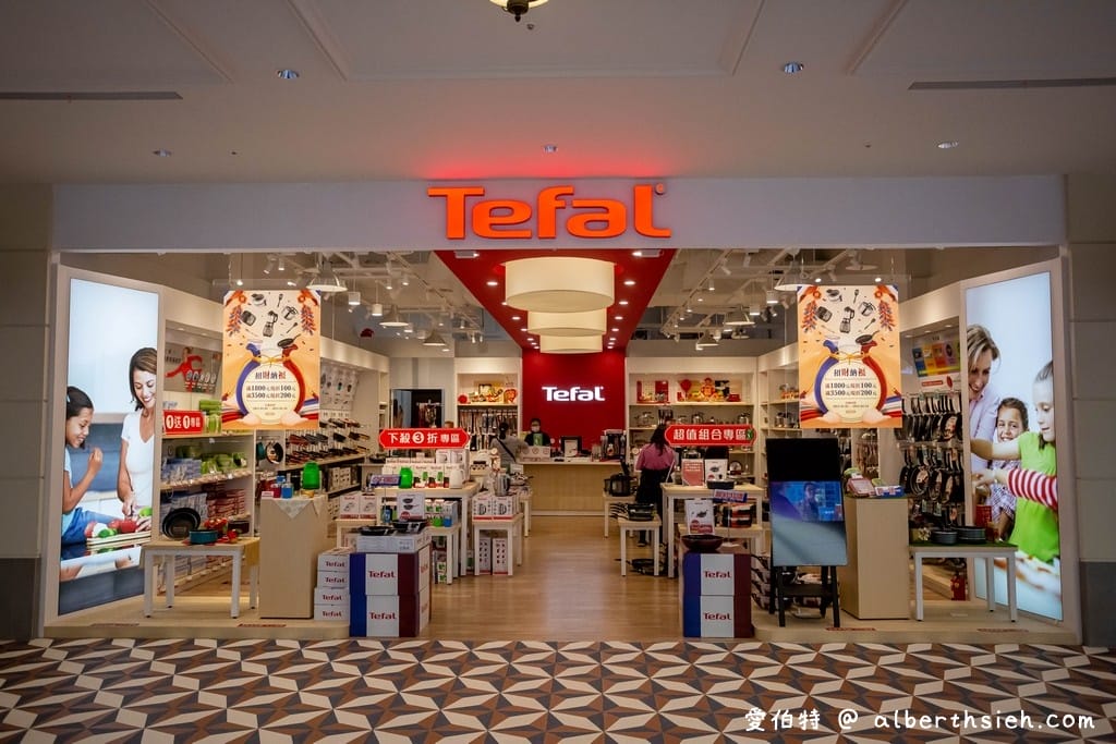 后里麗寶outlet二期．台中OUTLET（義大利異國風情，星巴克鐘樓，吃喝玩樂住一次滿足）