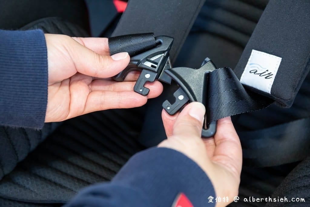 CHICCO SEAT 4 FIX ISOFIX安全汽座AIR版（適合0~12歲，360度旋轉，還有網帽可以遮陽）