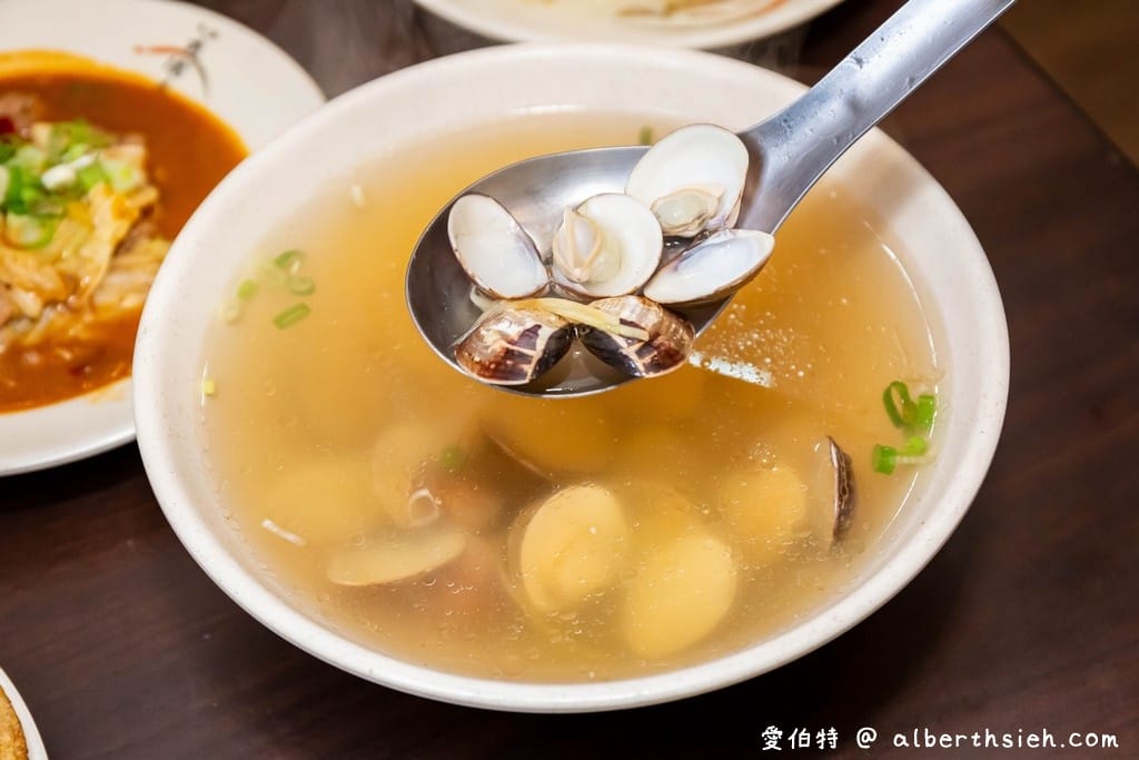 炒味亭炒飯專賣店．桃園美食（加飯不加價，內用白飯吃到飽，台灣炒飯王櫻花蝦炒飯必點）