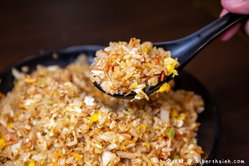 炒味亭炒飯專賣店．桃園美食（加飯不加價，內用白飯吃到飽，台灣炒飯王櫻花蝦炒飯必點）