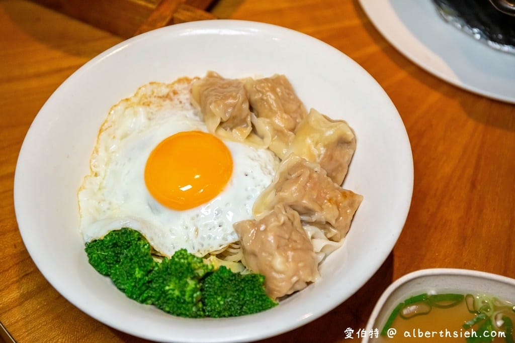 肥媽茶餐廳．林口港點美食（香港主廚坐鎮主打道地港式飲茶）