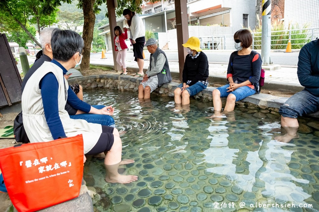 桃園復興景點．羅浮泰雅溫泉公園（桃園首座碳酸氫鈉泉公園，免費泡腳池可以泡腳） @愛伯特