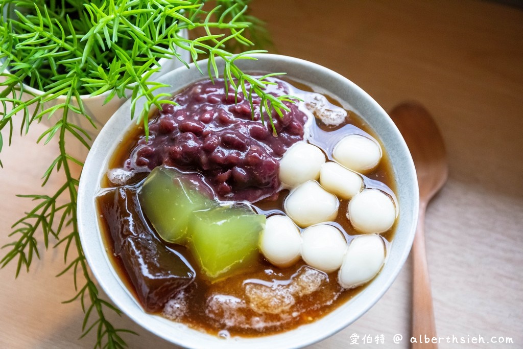 桃園龍潭美食．澎湃豆花龍潭店（豆花/嫩仙草、冰沙、糖水吃到飽的文青風豆花店） @愛伯特