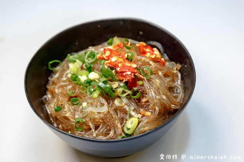桃園楊梅火鍋超有肉涮涮屋（主打天然高湯，肉盤份量大肉質海鮮都很優質，極推麻辣湯頭）