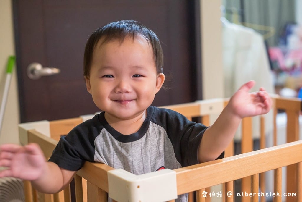 愛伯特奶爸週記第二週（帶小孩時間真的過的很快啊！）