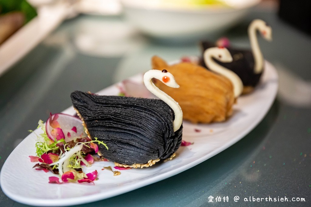 嘉義美食．頤粵軒新悦花園酒店（天鵝千層蘿蔔酥餅，稻草西施牛好吃又好拍） @愛伯特