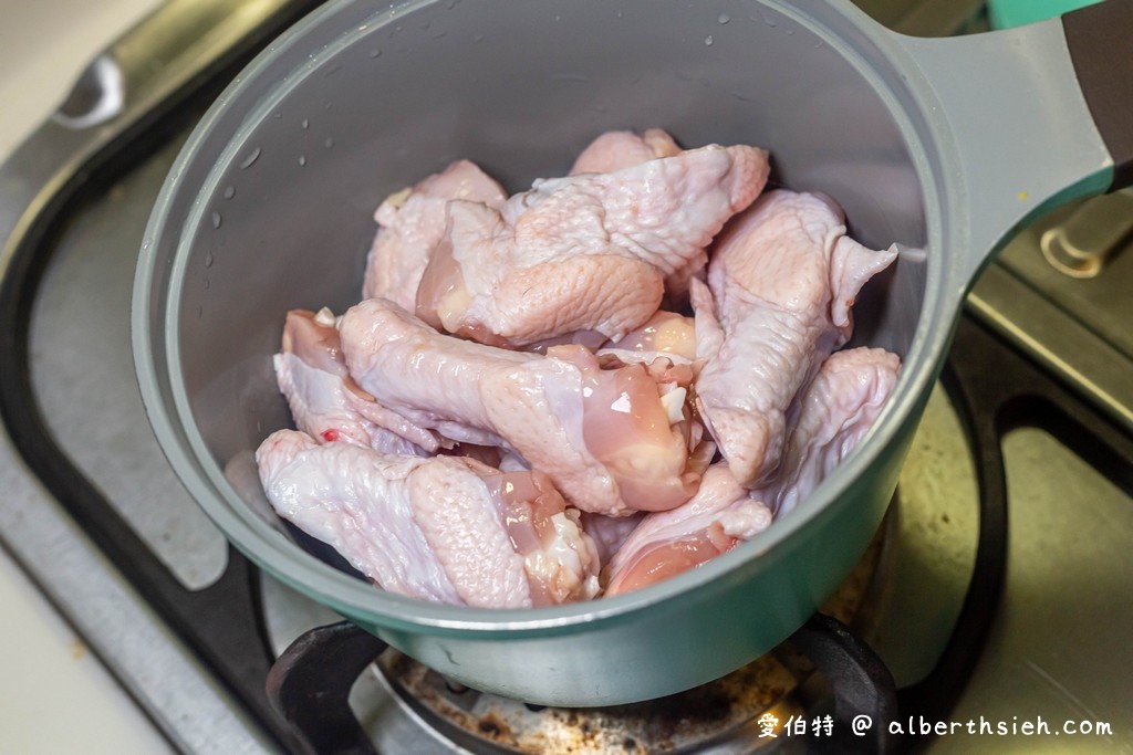 滷雞腿．ARIES食譜（滷半小時以上才夠味好咬，湯汁不要浪費拌麵超美味） @愛伯特