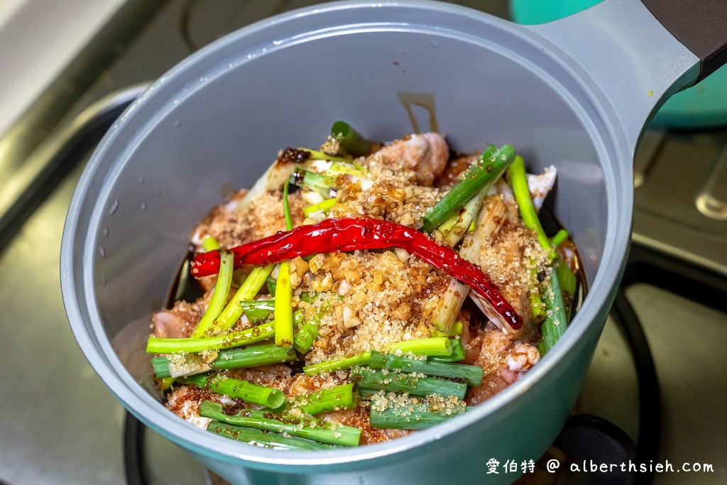 滷雞腿．ARIES食譜（滷半小時以上才夠味好咬，湯汁不要浪費拌麵超美味） @愛伯特