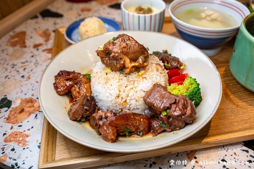 湯明茶樓桃園統領店｜摩登復古茶樓內享用精緻好吃的台菜套餐