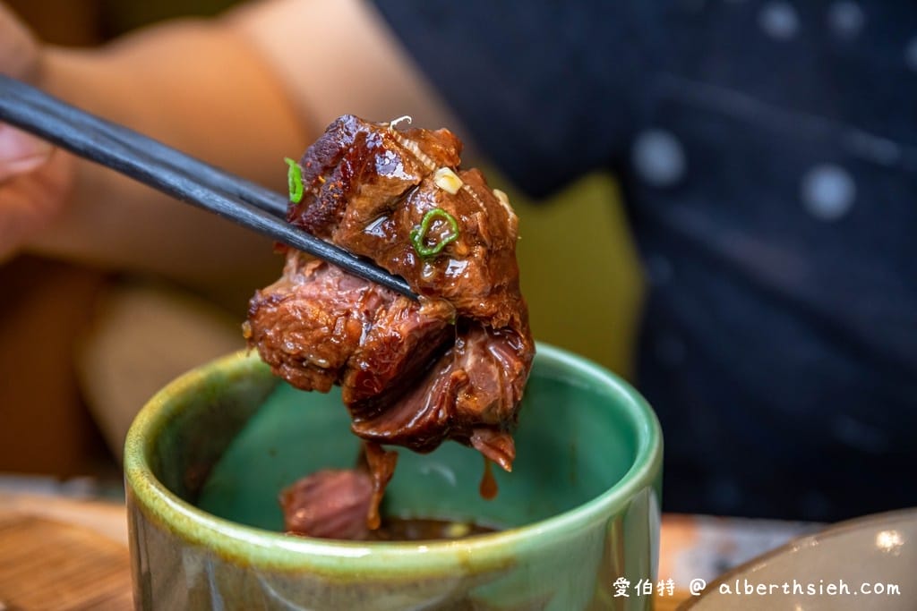 湯明茶樓桃園統領店｜摩登復古茶樓內享用精緻好吃的台菜套餐