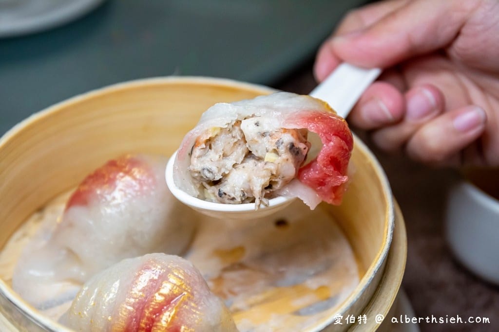 嘉義美食．頤粵軒新悦花園酒店（天鵝千層蘿蔔酥餅，稻草西施牛好吃又好拍）