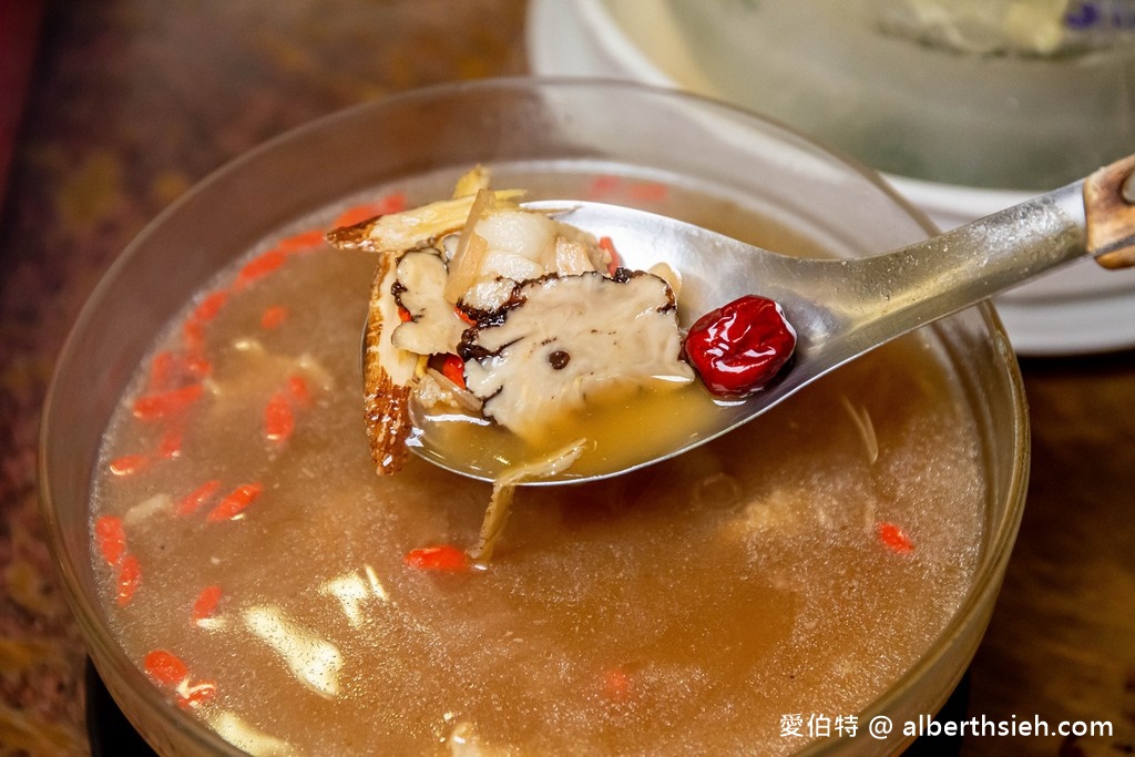 日月潭新山味邵族風味餐廳．南投魚池美食（水社碼頭旁在地人推薦的原住民特色餐） @愛伯特