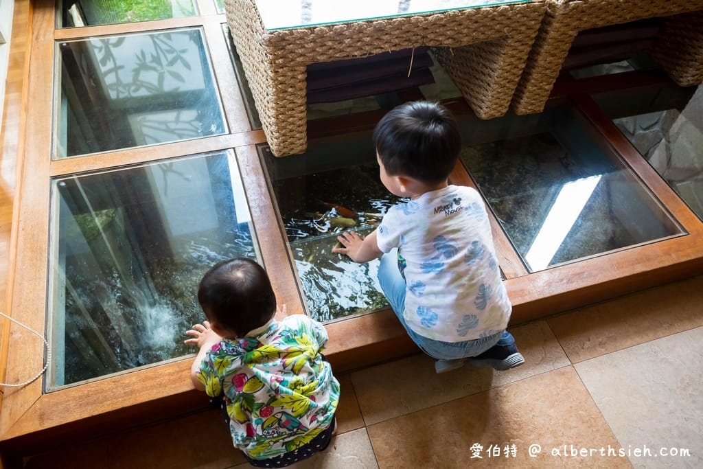 苗栗三義景觀餐廳・青松自在（龍騰斷橋旁，庭院草皮沙坑，親子景觀下午茶咖啡廳）