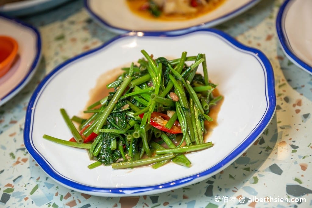 桃園泰式料理吃到飽・太夯泰料理中山店（759起精緻單點吃到飽，50道泰式料理以及70種以上自助吧任你吃）