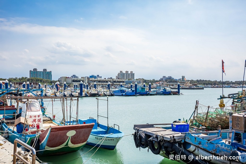 新竹南寮漁港網美IG打卡景點（波光市集、魚鱗天梯、萬昌造船廠） @愛伯特