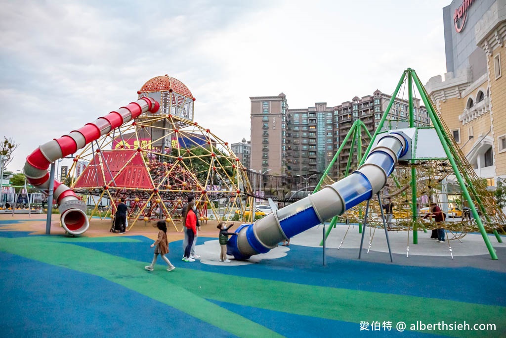 台茂公園兒童遊戲場（免費玩！戶外籃球場、直排輪場） @愛伯特