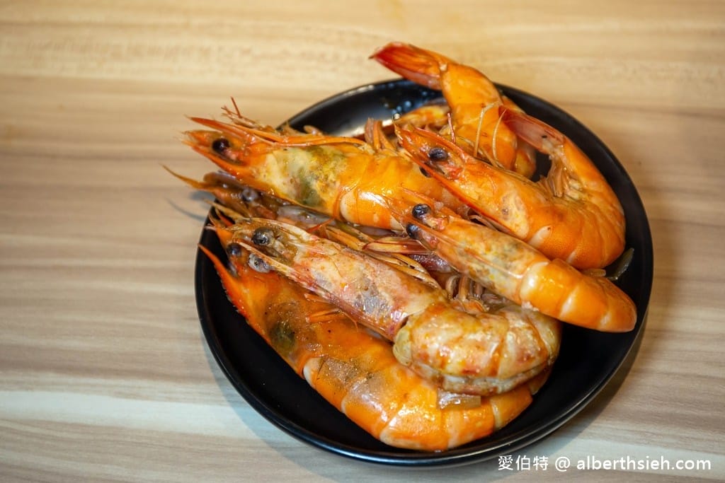 藏王極上鍋物．桃園中壢美食（日本美國澳洲和牛都美味，難怪號稱全台最強和牛海鮮鍋物）