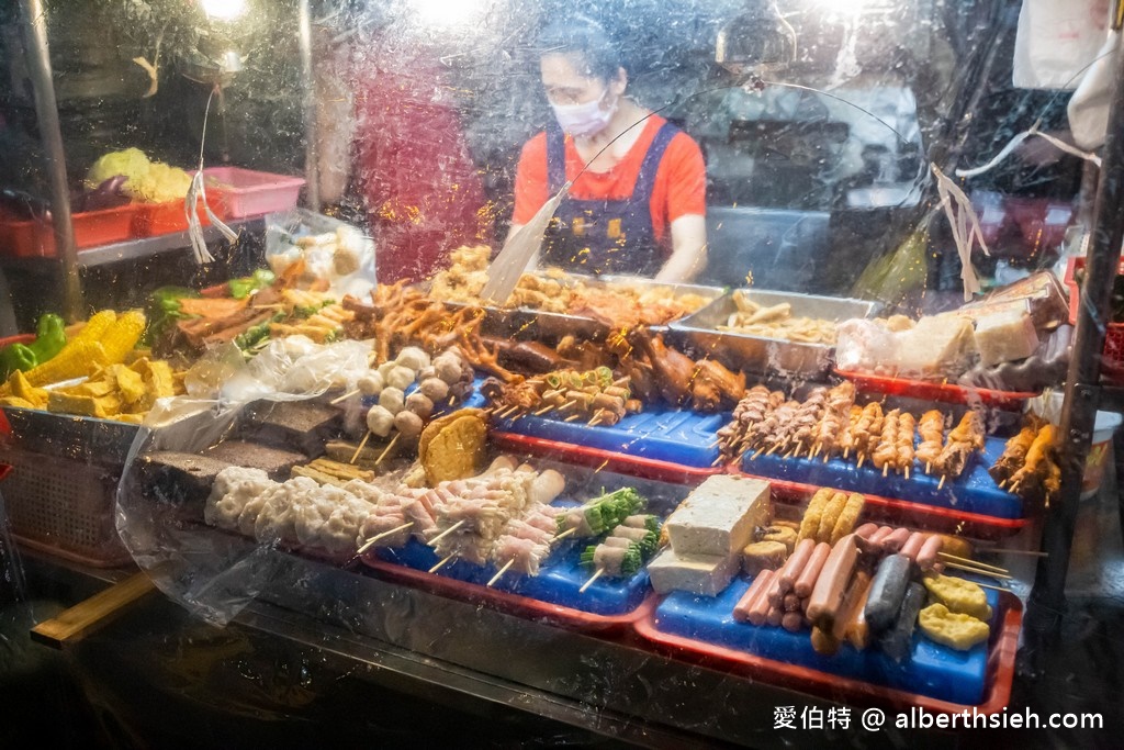 南投魚池日月潭宵夜．麗鳳(品麗)鹽酥雞（獨家沾醬濕式蔥蒜醬，超人氣炸物沒預訂吃不到） @愛伯特