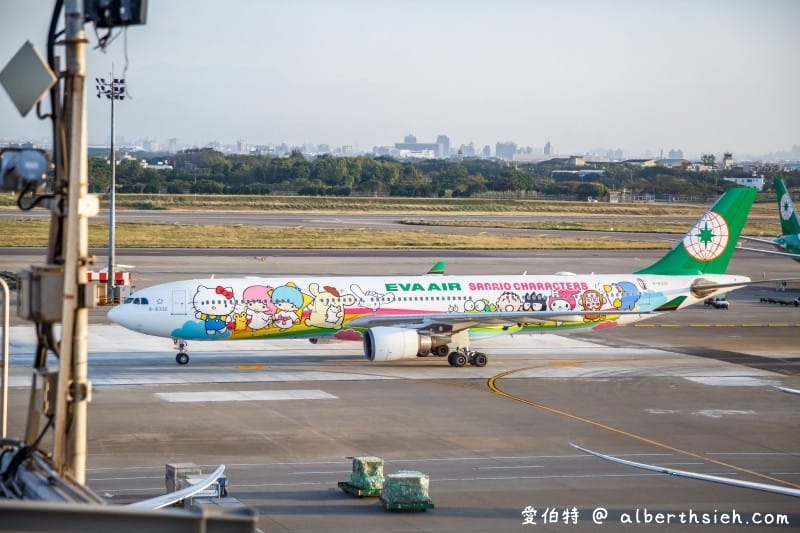 桃園看飛機起飛的地方？（桃機二航觀景台就是最佳賞機景點，可以近距離欣賞巨型客機）