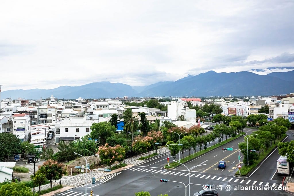 台東住宿推薦．翠安儂風旅（法式風格旅館，帶點年紀但床好睡，早餐麵包蛋糕好吃）