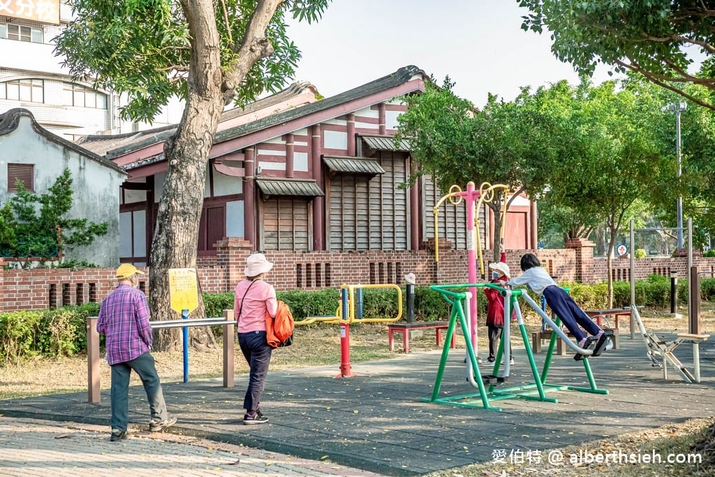 嘉義親子景點．嘉義文化公園（可愛的諸羅樹蛙遊戲場，文化路夜市就在旁邊，嘉義首座共融特色公園）