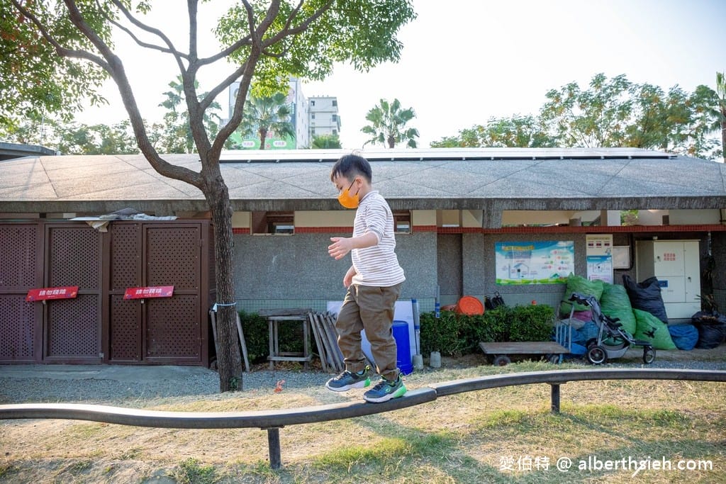 嘉義親子景點．嘉義文化公園（可愛的諸羅樹蛙遊戲場，文化路夜市就在旁邊，嘉義首座共融特色公園）