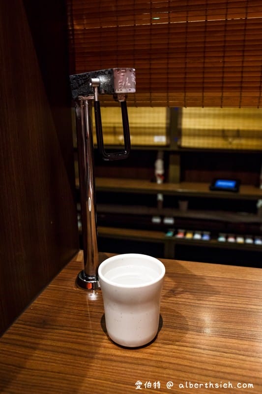 一蘭拉麵.台北信義美食(不用到日本就可以享用豚骨拉麵,24小時營業隨時都可以享用) - 第13張圖 一蘭拉麵.台北信義美食(不用到日本就可以享用豚骨拉麵,24小時營業隨時都可以享用)