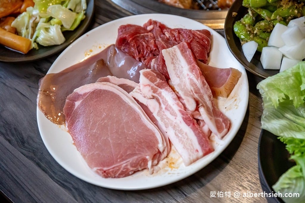 肉鮮生中壢吃到飽｜桃園韓式燒肉燒烤，369起自助吧熟食隨你吃