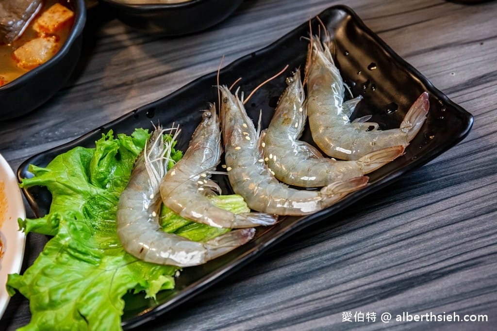 肉鮮生中壢吃到飽｜桃園韓式燒肉燒烤，369起自助吧熟食隨你吃