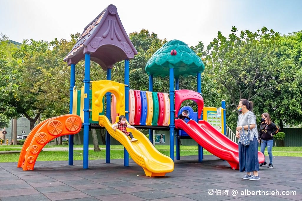 桃園中壢親子半日遊行程．元生公園＆星河親子公園（150米浪漫紫藤花棚隨你拍，三組大型遊具讓小朋友奔跑放電）￼