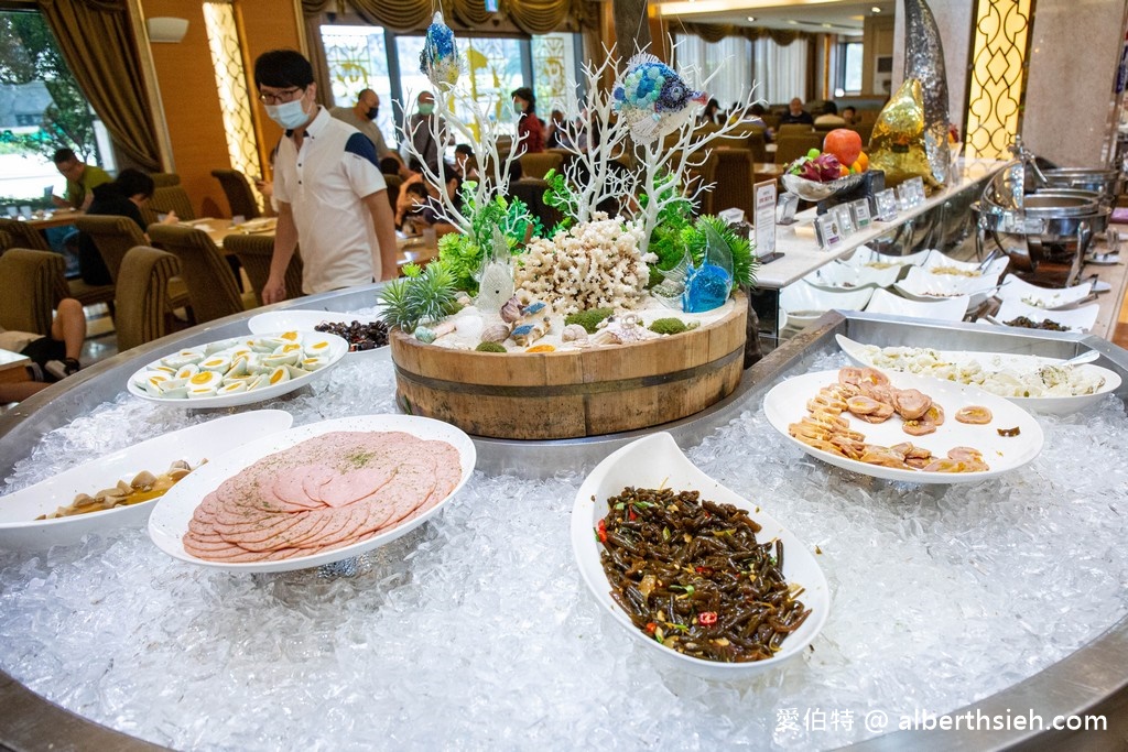 高雄親子飯店．義大天悅飯店四人房（優惠方案，親子室內外遊戲區，逛街購物遊樂園通通有） @愛伯特