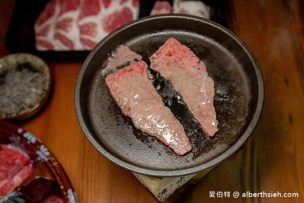 J好呷和牛燒肉.桃園燒肉外帶美食(在家也可以輕鬆享用軟嫩多汁的日本和牛,還有超殺的金豬組只要899) - 第16張圖 J好呷和牛燒肉.桃園燒肉外帶美食(在家也可以輕鬆享用軟嫩多汁的日本和牛,還有超殺的金豬組只要899)