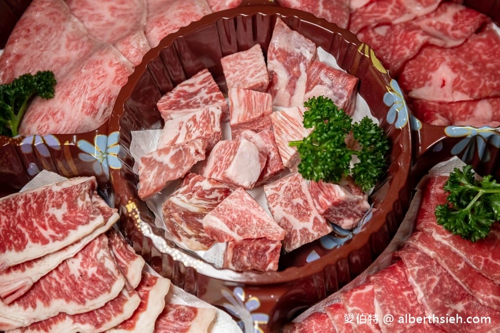 J好呷和牛燒肉.桃園燒肉外帶美食(在家也可以輕鬆享用軟嫩多汁的日本和牛,還有超殺的金豬組只要899) - 第11張圖 J好呷和牛燒肉.桃園燒肉外帶美食(在家也可以輕鬆享用軟嫩多汁的日本和牛,還有超殺的金豬組只要899)