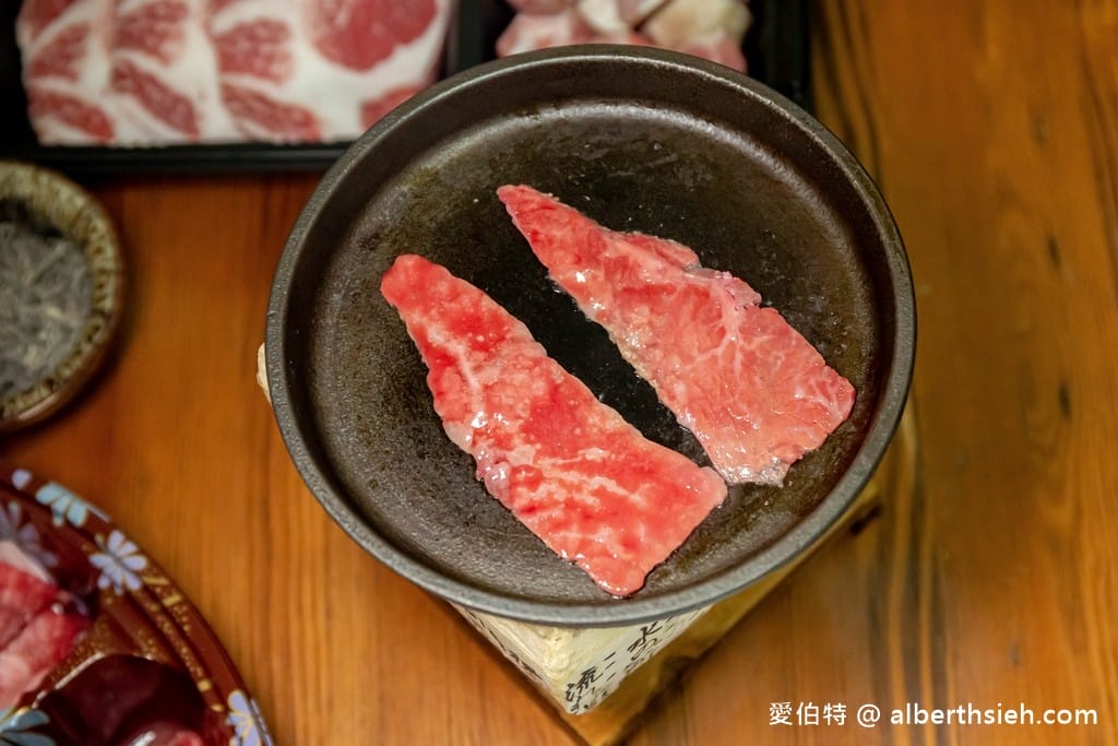 J好呷和牛燒肉.桃園燒肉外帶美食(在家也可以輕鬆享用軟嫩多汁的日本和牛,還有超殺的金豬組只要899) - 第15張圖 J好呷和牛燒肉.桃園燒肉外帶美食(在家也可以輕鬆享用軟嫩多汁的日本和牛,還有超殺的金豬組只要899)
