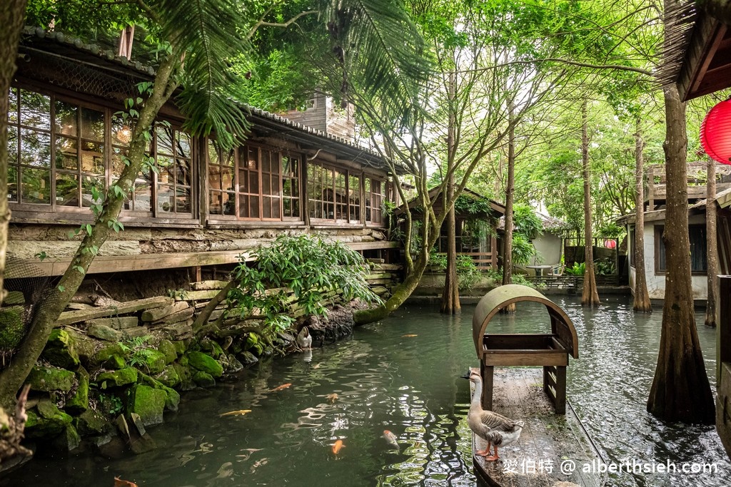 苗栗三義卓也小屋渡假園區（卓也書園子，牛角村花園，古色古香讓人放鬆的午茶園區） @愛伯特