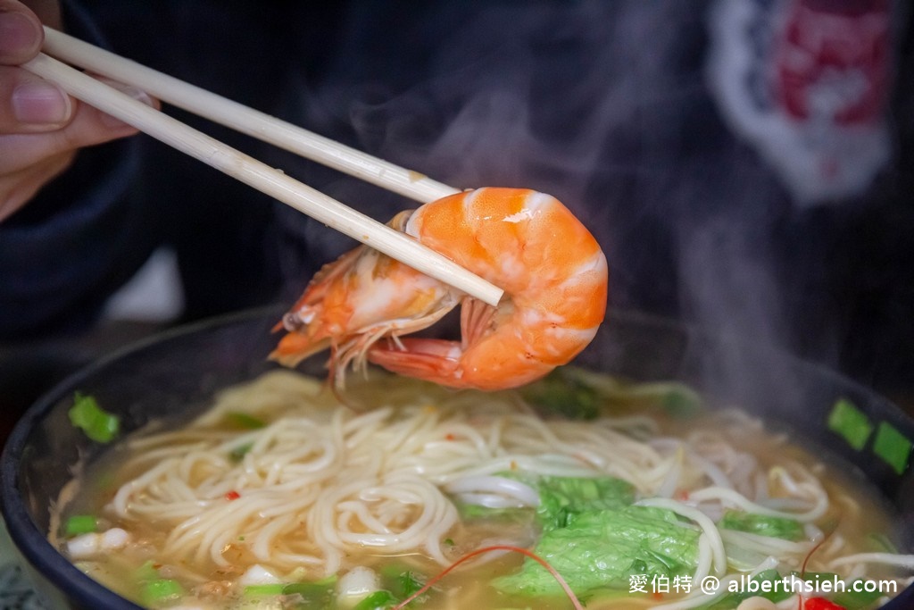 儂徠南洋美食（評價超好，份量足又好吃的柬式異國料理） @愛伯特