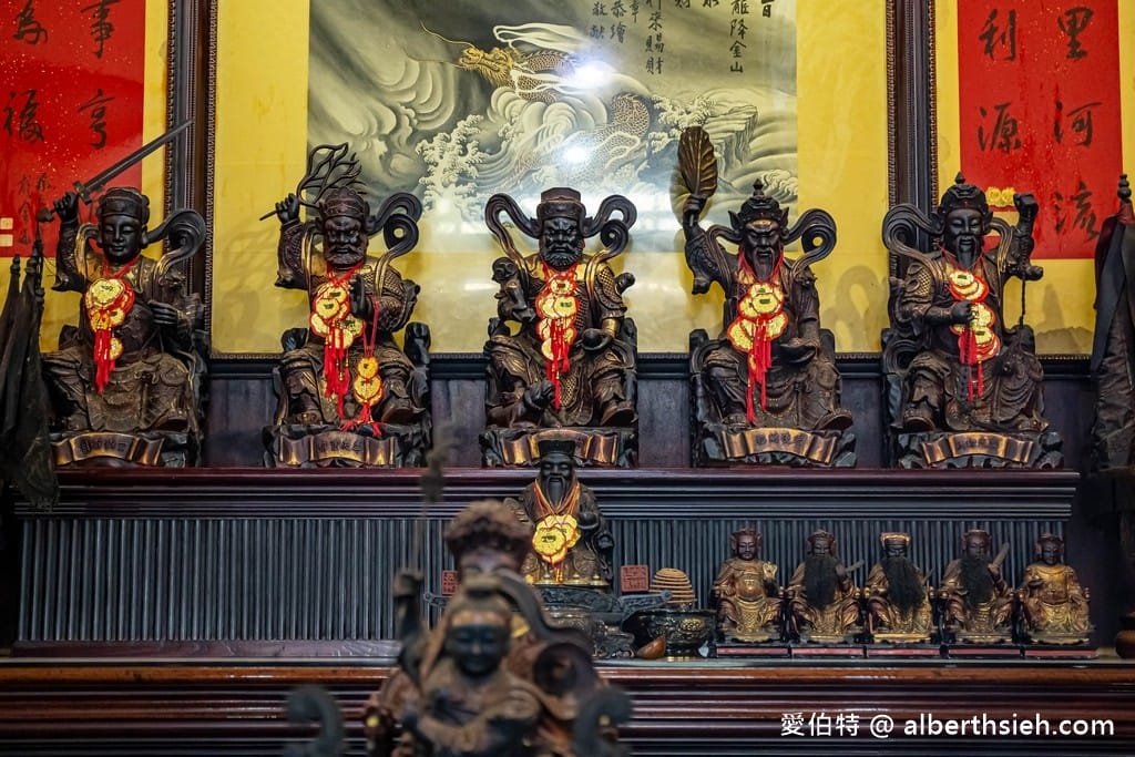 金山財神廟怎麼拜？新北五路財神廟/萬里情月老廟（參拜方式以及求財三寶怎麼求？）
