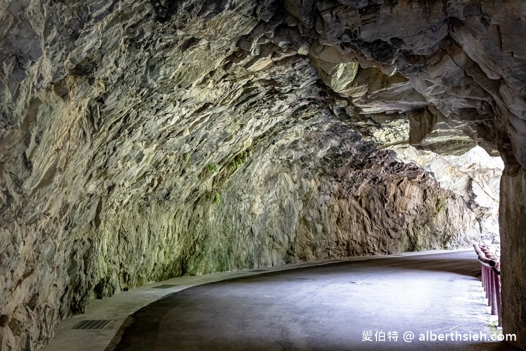 太魯閣九曲洞隧道步道．花蓮秀林景點（大自然鬼斧神工景觀壯麗懸崖峭壁，河川峽谷最精華路段） @愛伯特